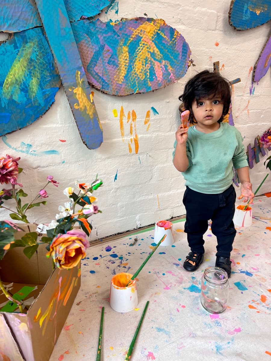 Paints, photo 2